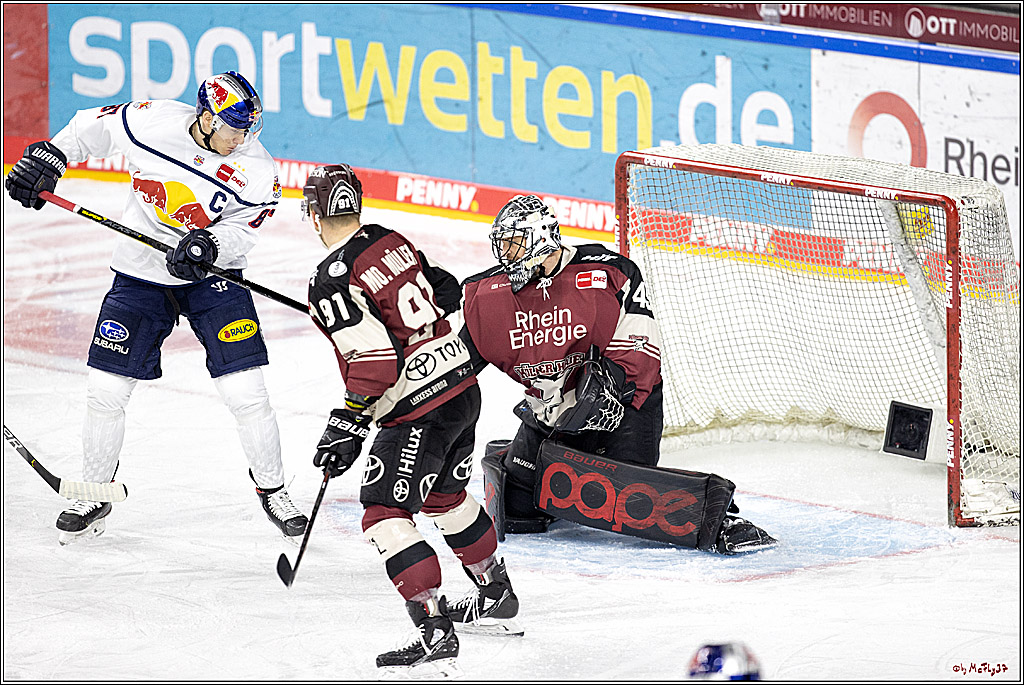 PENNY DEL;  Koelner Haie - EHC Red Bull Muenchen; Koeln, 31.03.2021